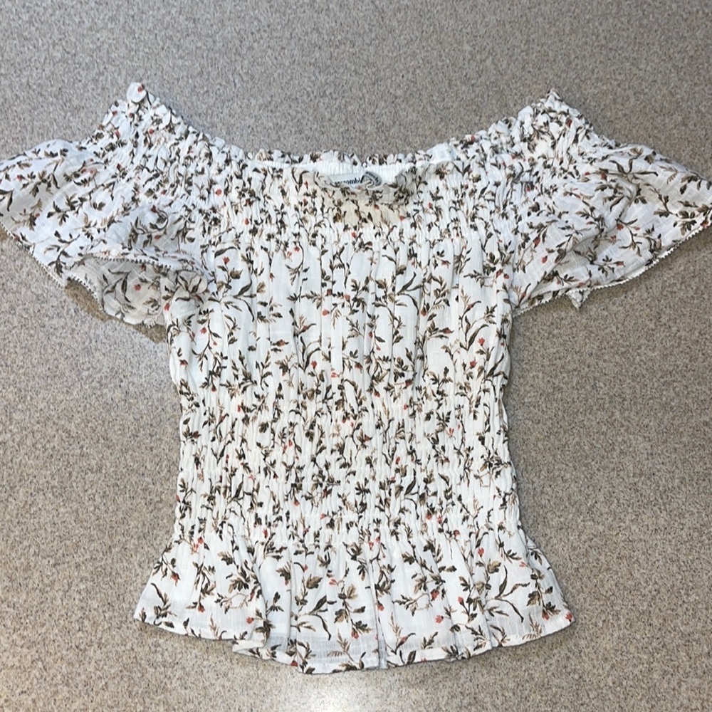 Abercrombie & Fitch Top